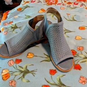 Sofft Blue Sandals